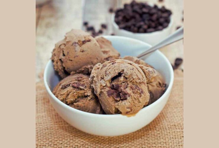 Does coffee ice cream have caffeine